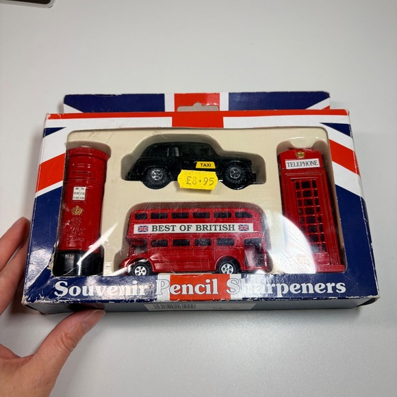 Unbranded Other - Souvenir London Street Scene Die-Cast Pencil Sharpeners Set Bus Taxi Phone Box